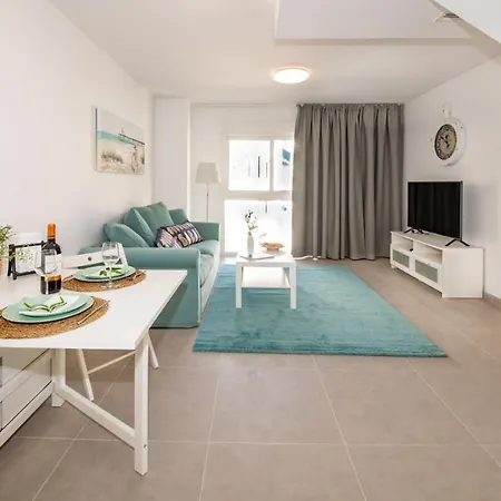 Atico Penthouse Bajondillo 2 Bedrooms 公寓